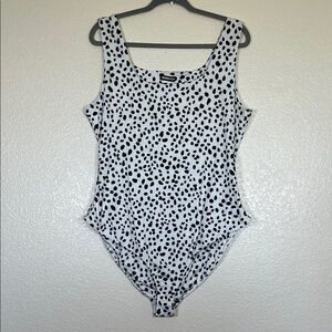 Black and white polka dot bodysuit, size 3X